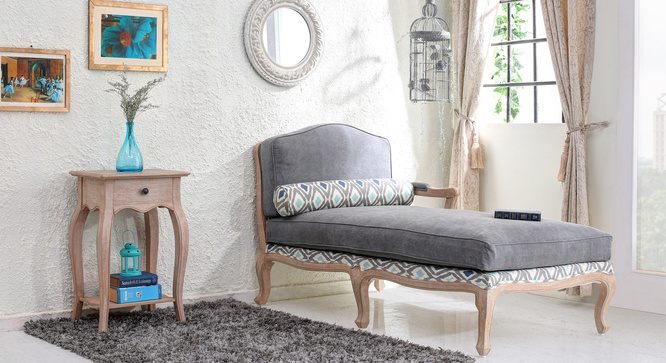 Adora day bed